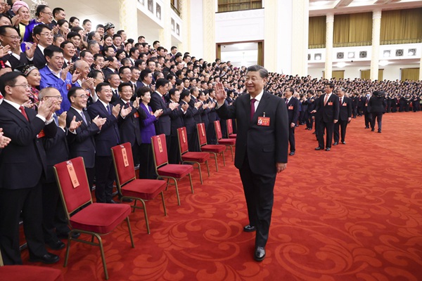 （二十大受权发布）习近平等领导同志亲切会见出席党的二十大代表、特邀代表和列席人员