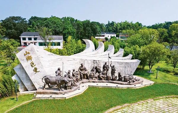 铁凝：歌以咏志 星汉灿烂——写在文艺工作座谈会召开十周年之际