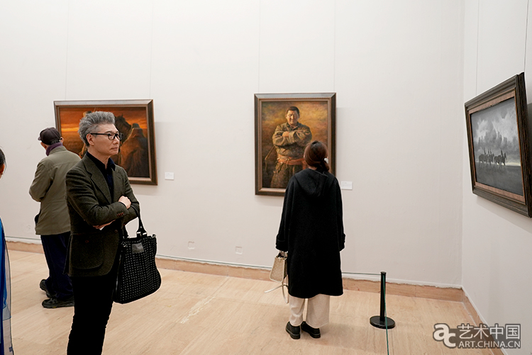 天人共情，物我无界：刘亚江油画作品展开幕