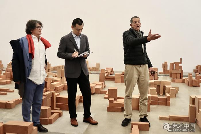 身体的体验是感知世界的起点：安东尼·葛姆雷的“栖息之所”在北京