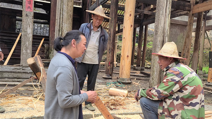 世间本无隐逸之路，只有生活——程美信专访