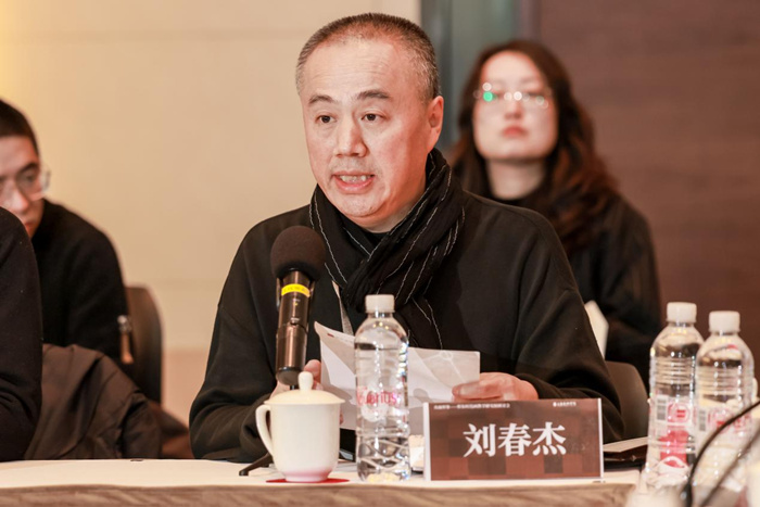 忻东旺绘画教学研究展上海举行 40余位学者深入探讨其创作与教学理念