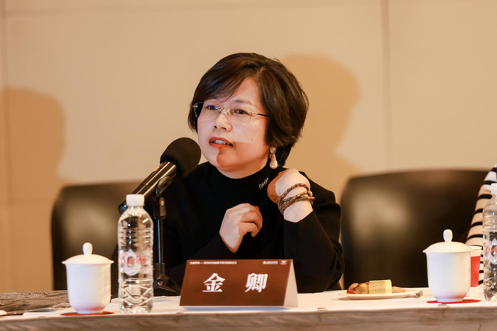 忻东旺绘画教学研究展上海举行 40余位学者深入探讨其创作与教学理念