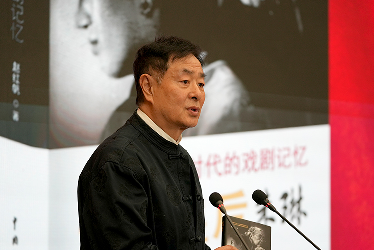 跨越百年风雨·以话剧唤醒民族之魂 《话剧皇后：一个时代的戏剧记忆》表演艺术家朱琳传记新书见面会举办