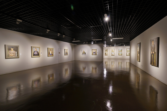 忻东旺绘画教学研究展上海举行 40余位学者深入探讨其创作与教学理念