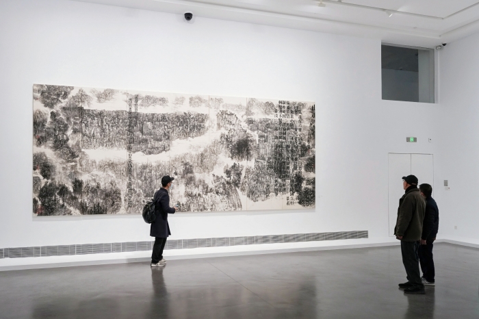 “山魂——卓鹤君作品展”在中国美术学院美术馆开幕