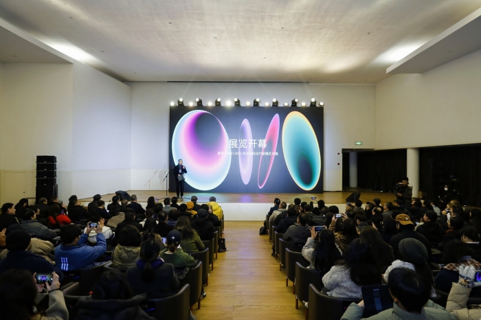 “真实与虚幻”：2025杭州国际当代玻璃艺术展举行