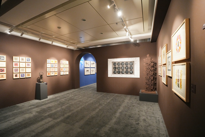 用艺术助力“亚冬会”，“韩美林生肖艺术展”第二次握手哈尔滨