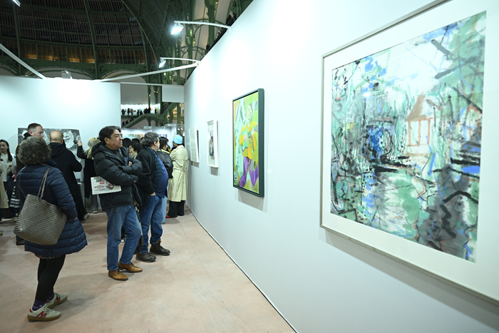 “艺术之都——第235届法国艺术家沙龙中国艺术家邀请展”在巴黎大皇宫开幕