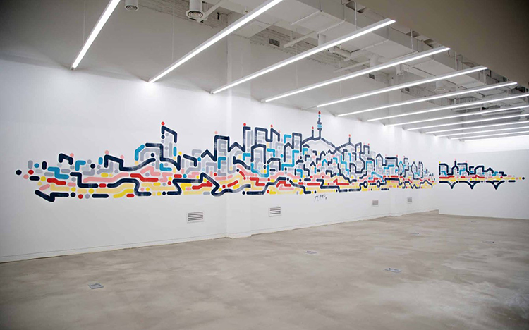 《看他的画得戴副眼镜（二）》：色彩律动的都市诗人