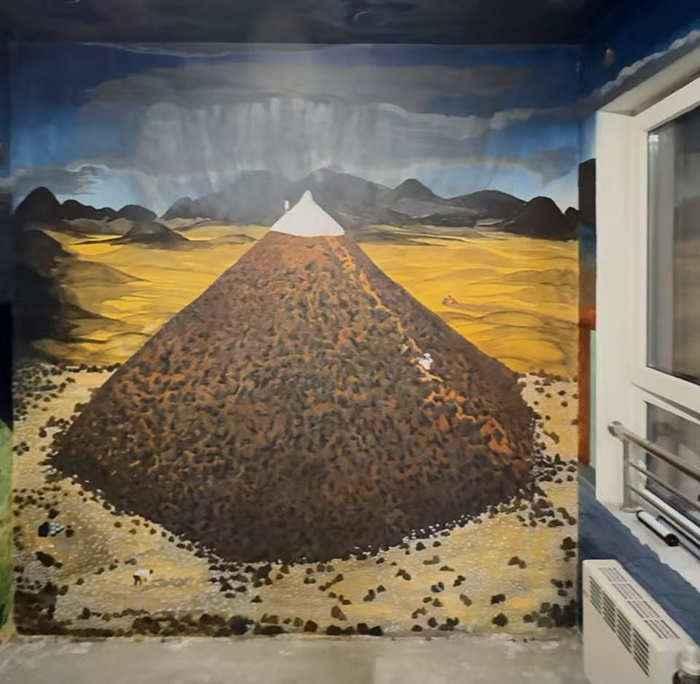 从黑戈壁到单元房壁画：一位80后艺术家的精神考古