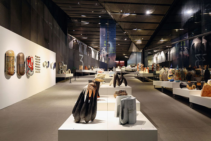 一画开天，变化万千——“七十二变·2025中国美术学院毕业季”开幕