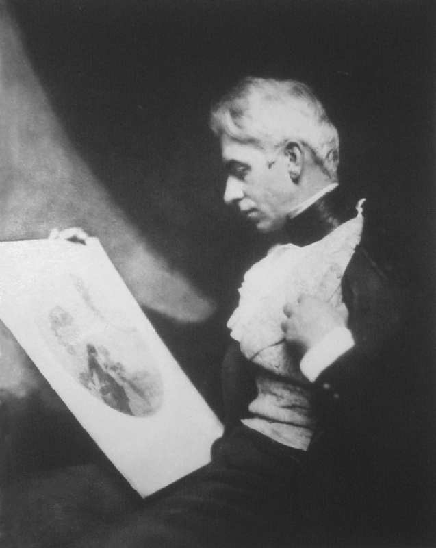 用钢笔画版画的人