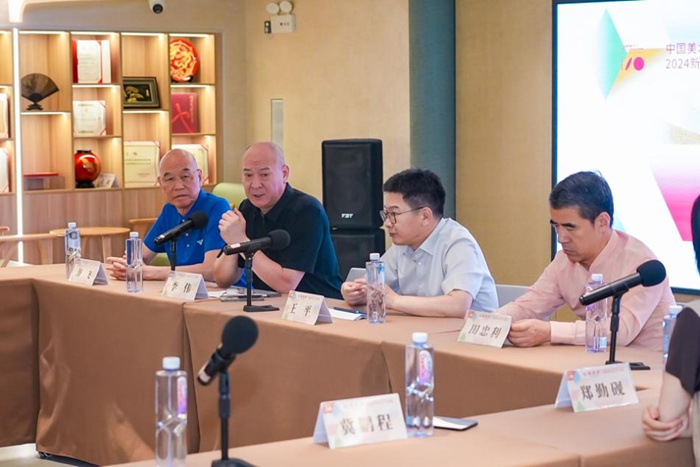 “以美筑梦——2024·儿童图画书创作100成果展”在中国妇女儿童博物馆开幕