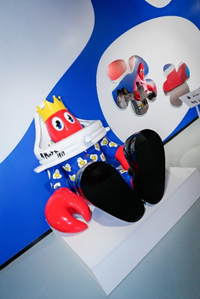 在不同艺术小镇遇见“龙虾先生”：艺术潮汐里的波普主义哲学