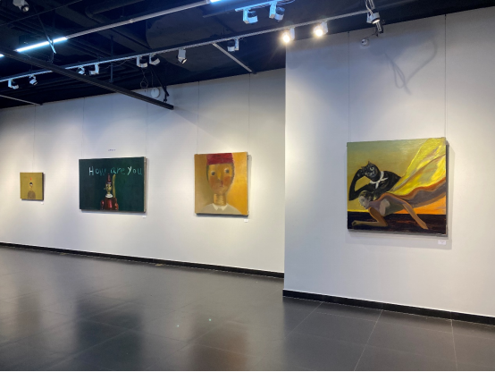 季海洋个展《偷月亮的人》：照见艺术的纯粹与真实