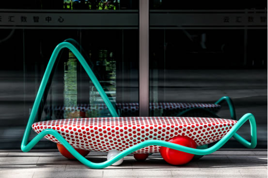 在”智域漫游”中，邂逅一场流动的城市艺术剧场